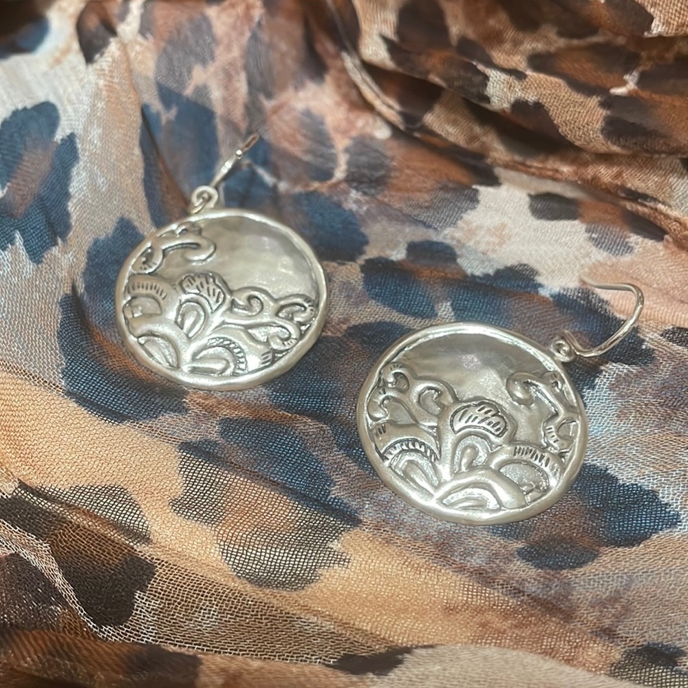 Silpada retired earrings
